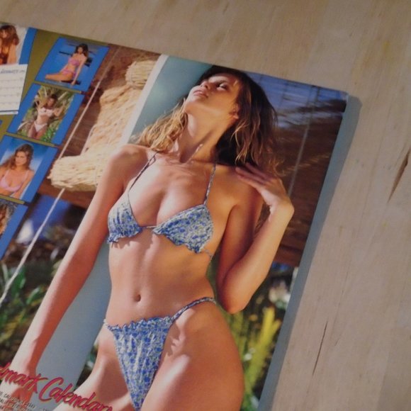 1994 CLAUDIA SCHIFFER, 16 MONTH CALENDAR/SUPER MODEL PHOTOS!!! - Picture 8 of 9